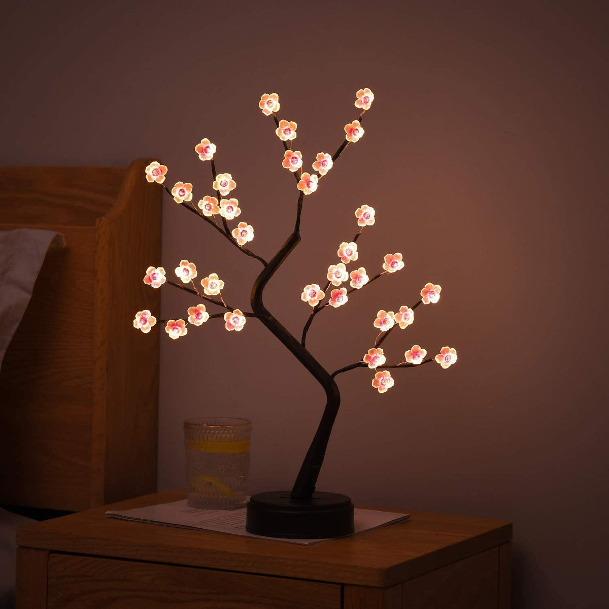 Desktop bonsai lamp shape table lamp LED desktop night light iron tree silver branch pearl gold leaf star Christmas tree