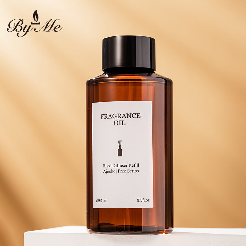 Hotel flameless aromatherapy essential oil refill liquid, home bedroom premium fragrance diffuser, perfume ornament.